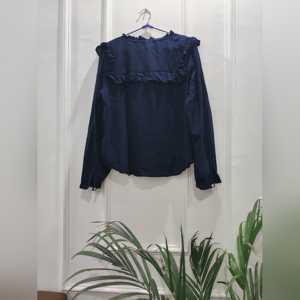 GAP 100% Authentic Button-down blouse colour tapestry navy Size M - Picture 3 of 5